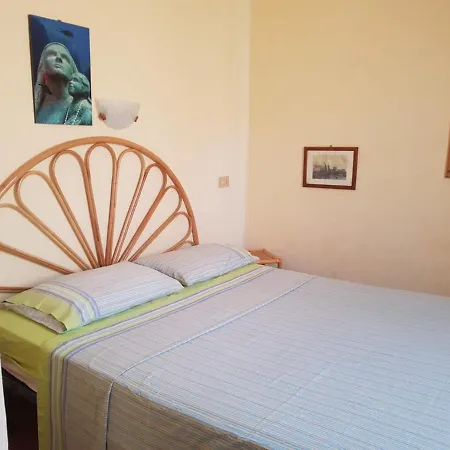 Monolocali In Centro Paese Апартаменты *