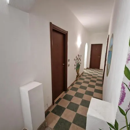 Monolocali In Centro Paese Апартаменты