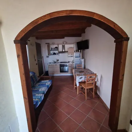 Monolocali In Centro Paese Апартаменты *