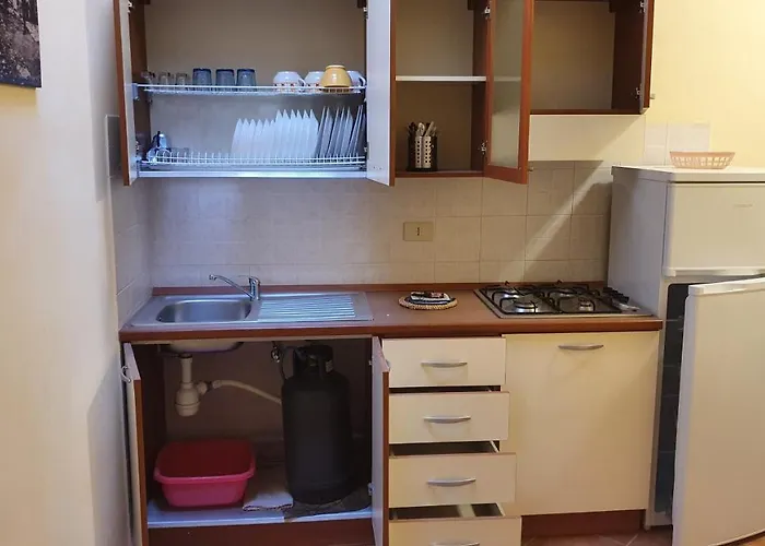 Monolocali In Centro Paese Apartment *